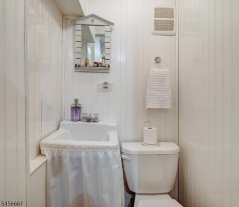 14 Holmes Street West Orange NJ 07052