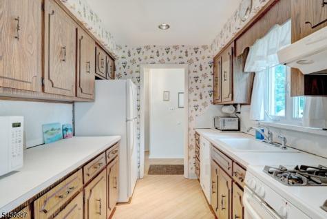 14 Holmes Street West Orange NJ 07052