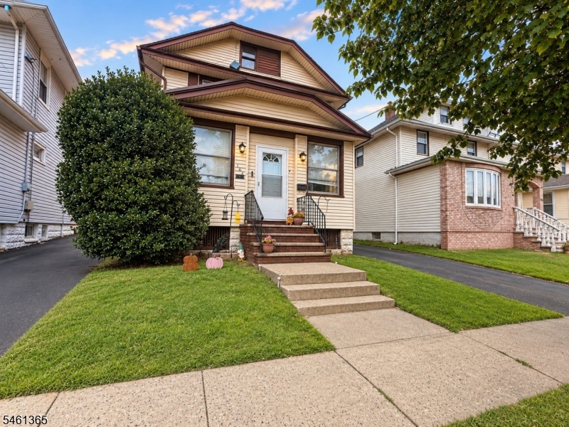 123 Fairbanks Street Hillside NJ 07205