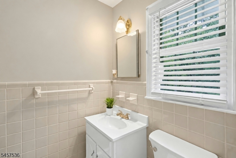 33 Douglas Drive Montville NJ 07082