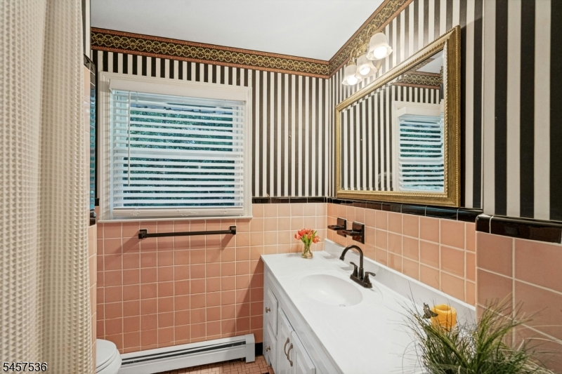 33 Douglas Drive Montville NJ 07082