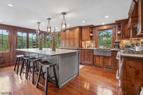 22 Lake Trail Harding NJ 07960
