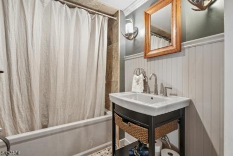 22 Lake Trail Harding NJ 07960