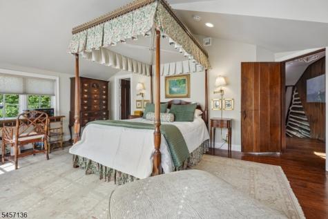 22 Lake Trail Harding NJ 07960