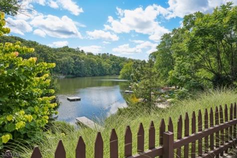 22 Lake Trail Harding NJ 07960