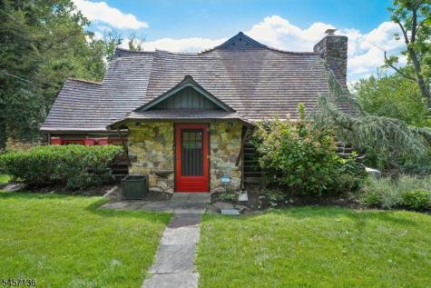 22 Lake Trail Harding NJ 07960