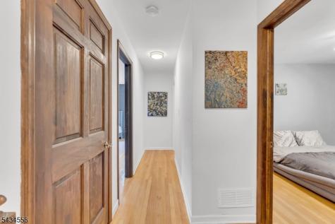 32 Cherryville Hollow Road Raritan NJ 08822