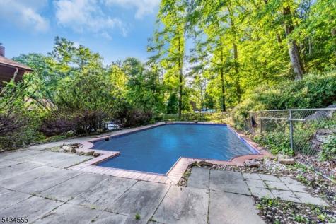 32 Cherryville Hollow Road Raritan NJ 08822