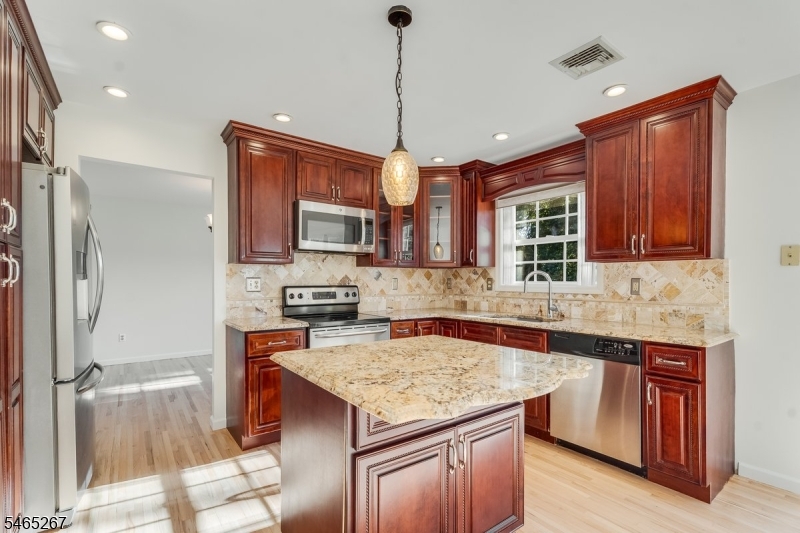 2 Quincy Drive Jefferson NJ 07438