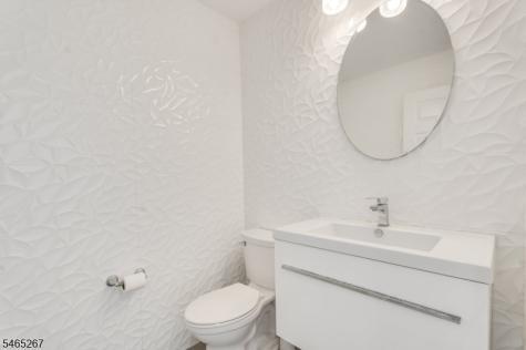 2 Quincy Drive Jefferson NJ 07438