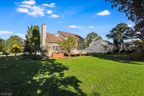2 Quincy Drive Jefferson NJ 07438