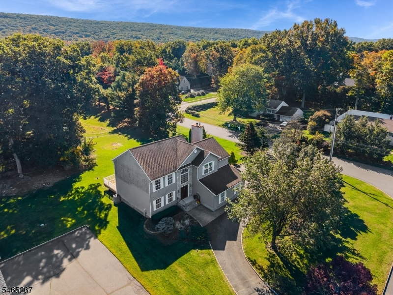 2 Quincy Drive Jefferson NJ 07438