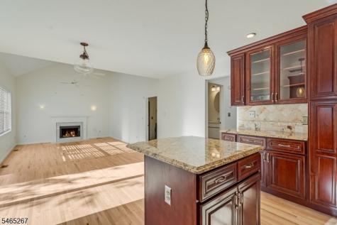 2 Quincy Drive Jefferson NJ 07438