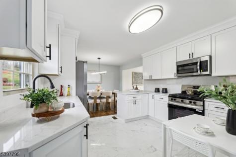 6 Van Buren Avenue Vernon NJ 07462