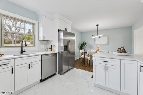 6 Van Buren Avenue Vernon NJ 07462