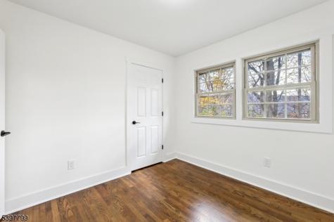 6 Van Buren Avenue Vernon NJ 07462