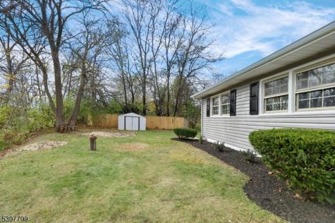 6 Van Buren Avenue Vernon NJ 07462