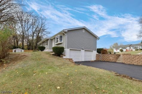 6 Van Buren Avenue Vernon NJ 07462