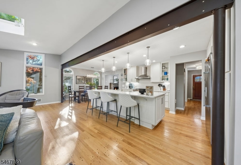 85 Ridge Drive Livingston NJ 07039
