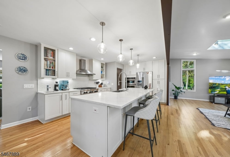 85 Ridge Drive Livingston NJ 07039