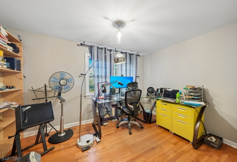 85 Ridge Drive Livingston NJ 07039