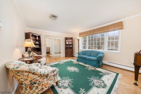 126 Wentworth Drive Berkeley Heights NJ 07922