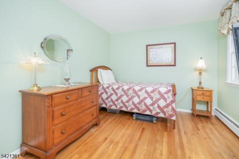 126 Wentworth Drive Berkeley Heights NJ 07922