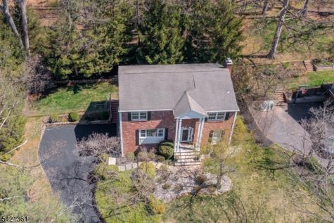 126 Wentworth Drive Berkeley Heights NJ 07922