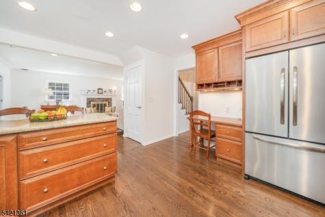 126 Wentworth Drive Berkeley Heights NJ 07922