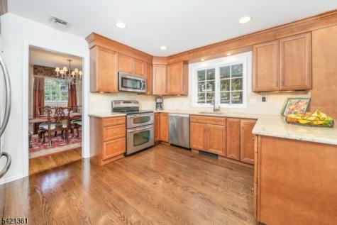 126 Wentworth Drive Berkeley Heights NJ 07922