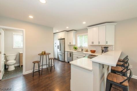 40 Bent Street Roxbury NJ 07847