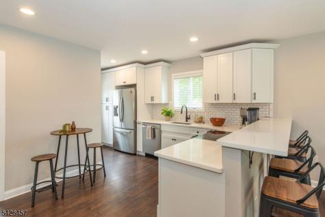 40 Bent Street Roxbury NJ 07847