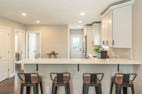 40 Bent Street Roxbury NJ 07847
