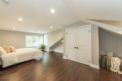 40 Bent Street Roxbury NJ 07847