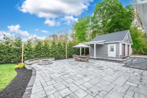 40 Bent Street Roxbury NJ 07847