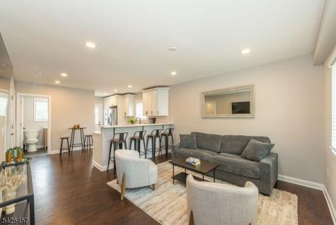 40 Bent Street Roxbury NJ 07847
