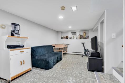 465 Ellen Street Union NJ 07083