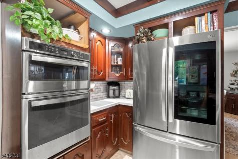 21 Carteret Street West Milford NJ 07480