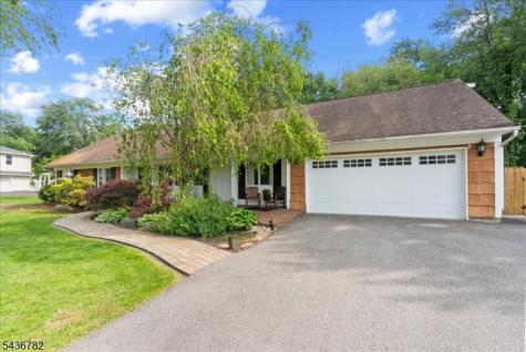 21 Carteret Street West Milford NJ 07480
