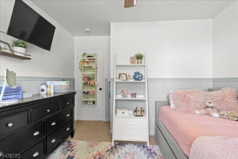 21 Carteret Street West Milford NJ 07480