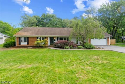 21 Carteret Street West Milford NJ 07480
