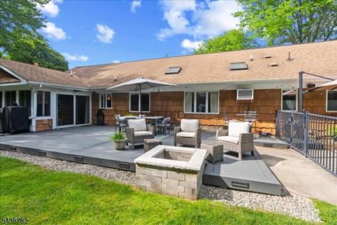 21 Carteret Street West Milford NJ 07480