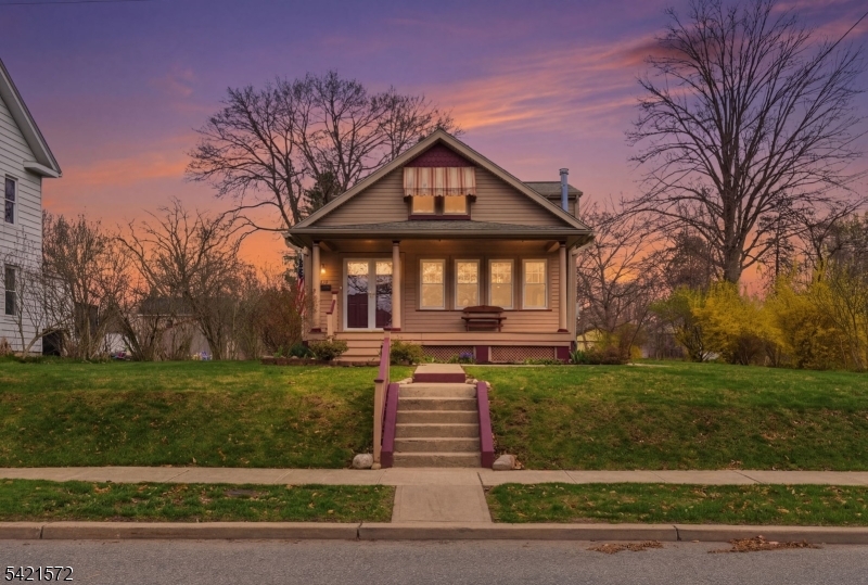 419 Greenwich Street Belvidere NJ 07823