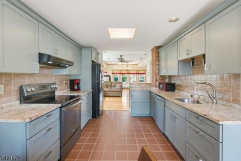 419 Greenwich Street Belvidere NJ 07823