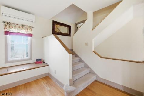 419 Greenwich Street Belvidere NJ 07823