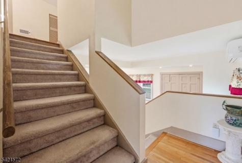 419 Greenwich Street Belvidere NJ 07823