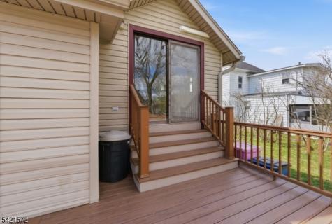 419 Greenwich Street Belvidere NJ 07823