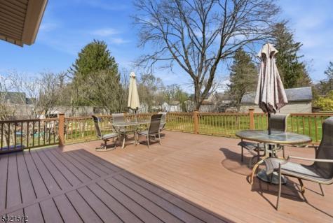 419 Greenwich Street Belvidere NJ 07823