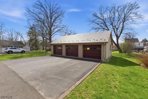 419 Greenwich Street Belvidere NJ 07823