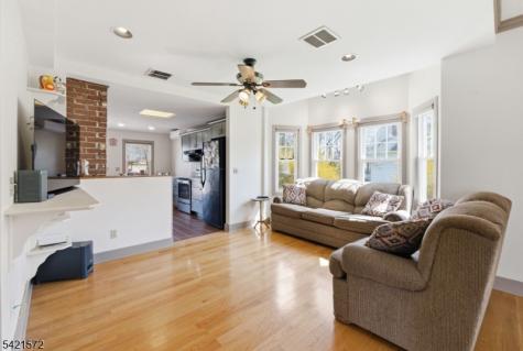 419 Greenwich Street Belvidere NJ 07823